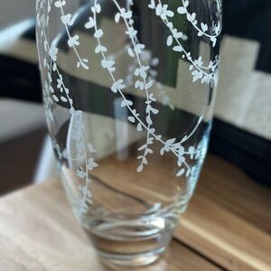 Kate Spade White Intricate Glass Vase